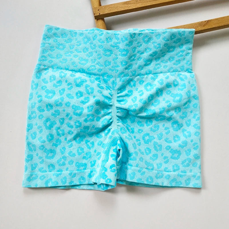 High waist peach hip quick-drying tight-fitting wearing European and American leopard yoga pants summer new shorts.