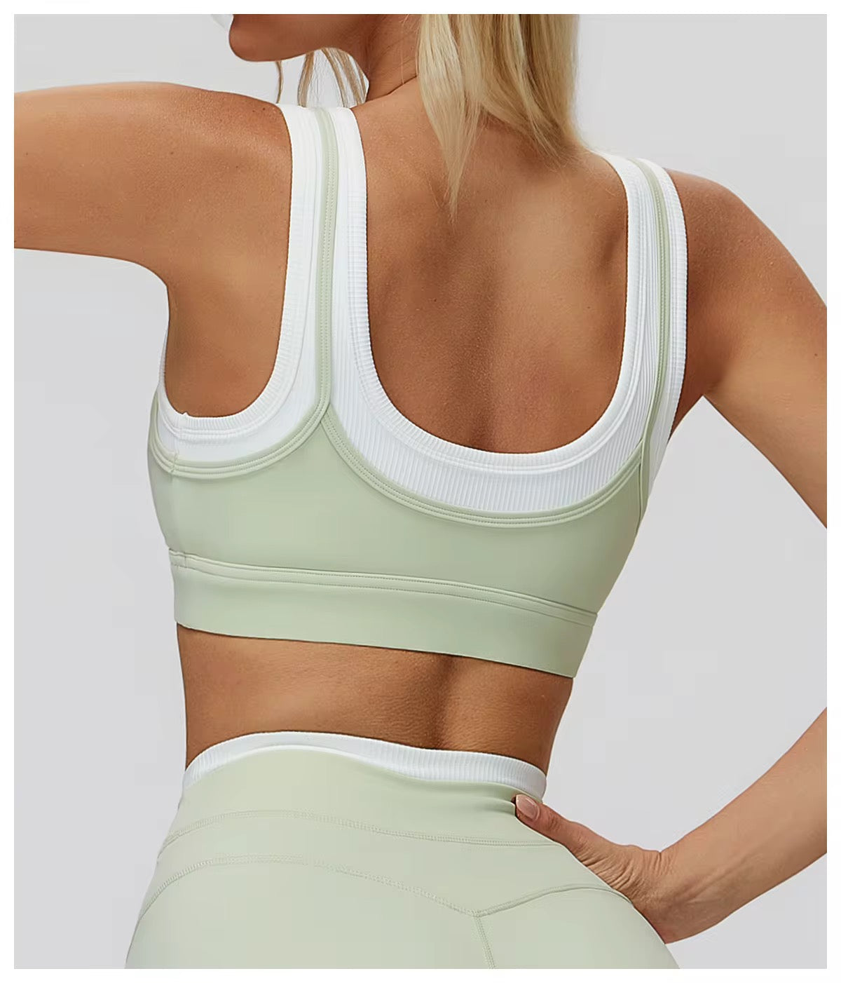 Vesara Seamless Top