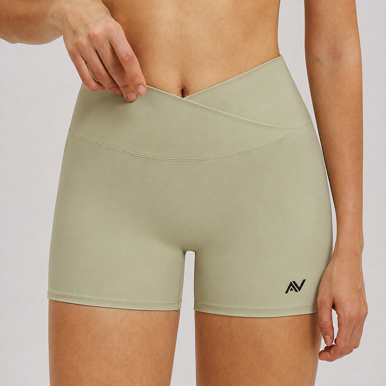 Saphira High-Waist Shorts