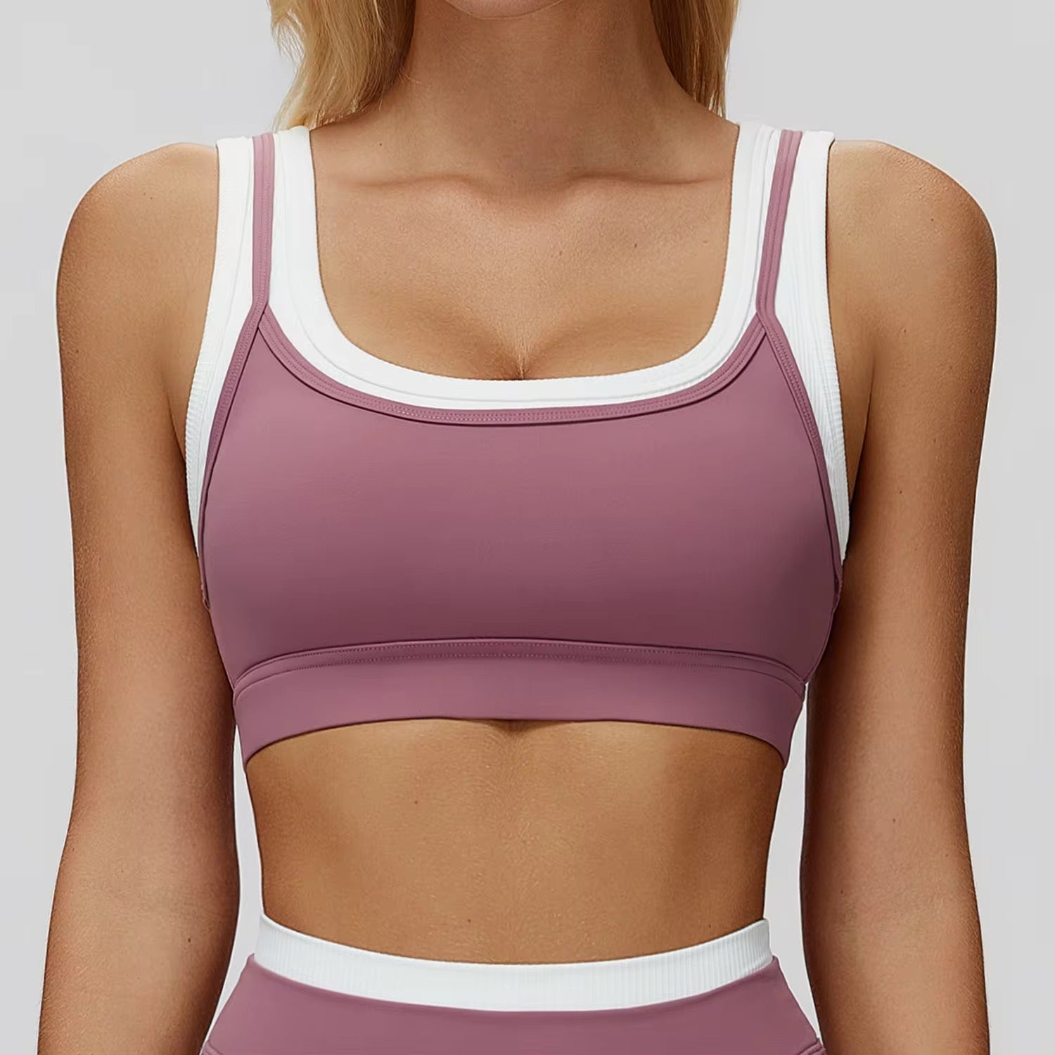Vesara Seamless Top