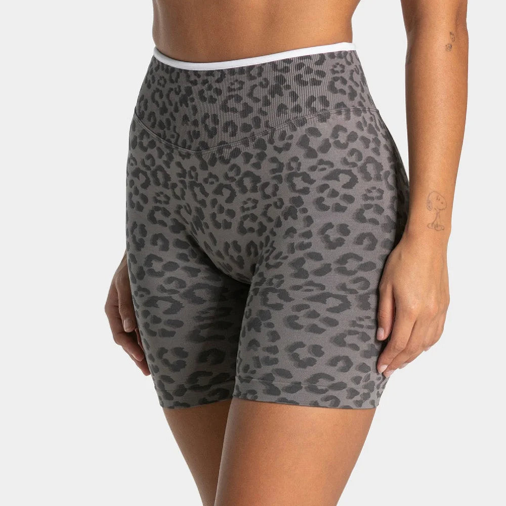 Rhea Seamless Shorts
