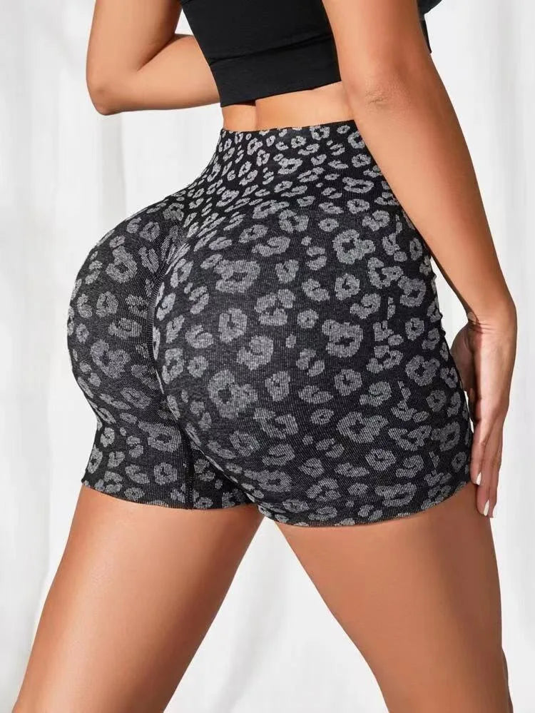 High waist peach hip quick-drying tight-fitting wearing European and American leopard yoga pants summer new shorts.