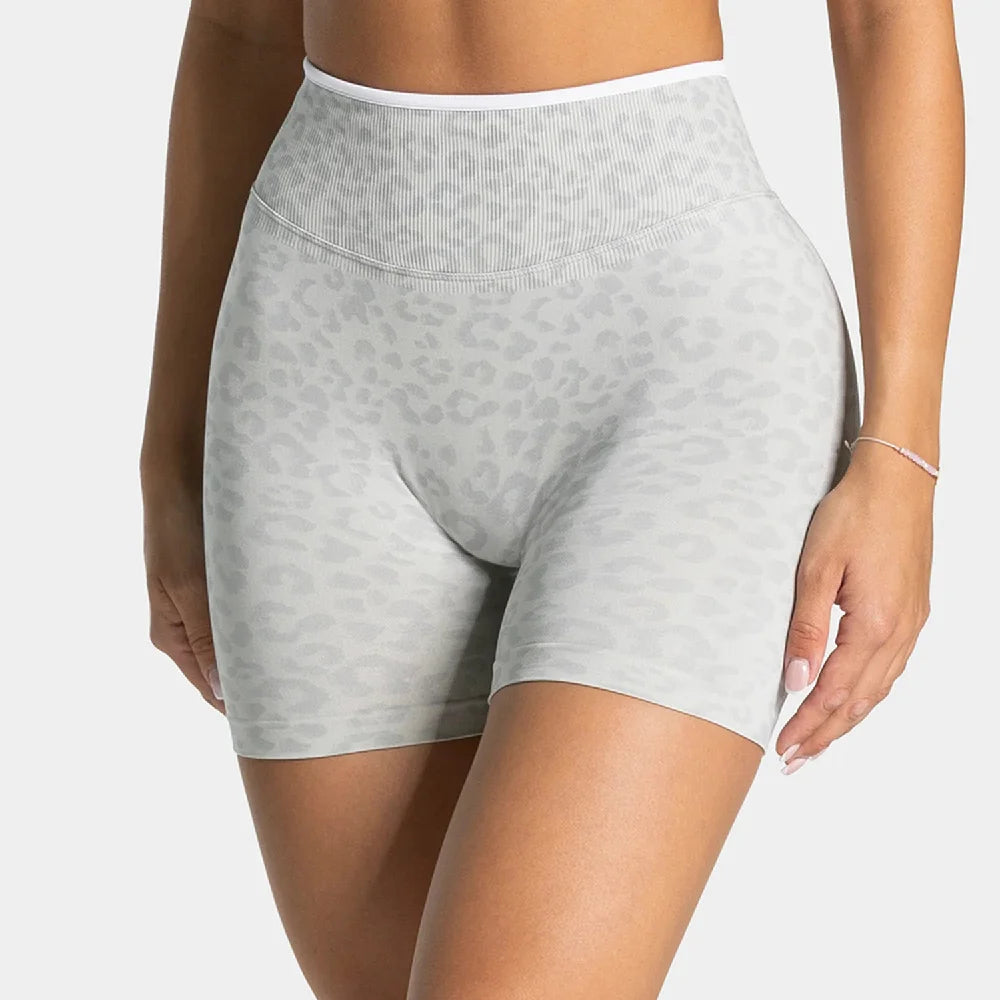 Rhea Seamless Shorts
